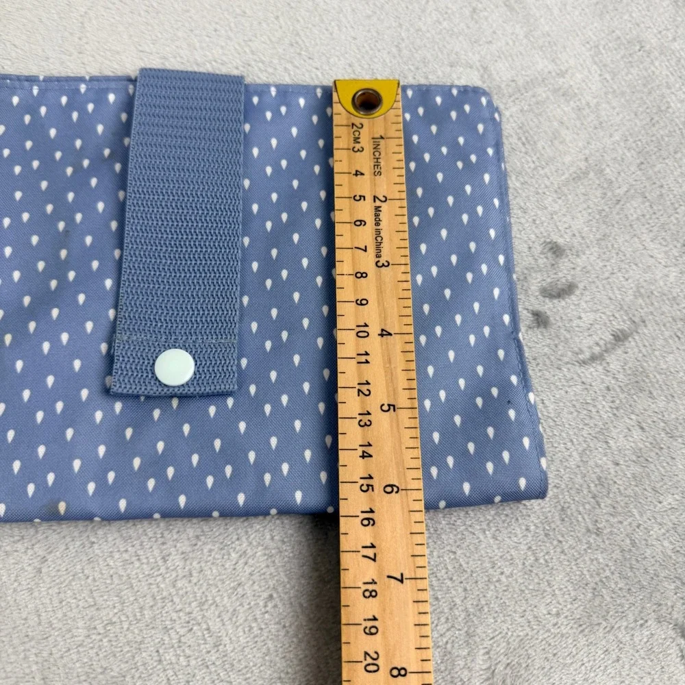 Blue and White Raindrop Pattern Diaper Clutch and Wipes‎ Case